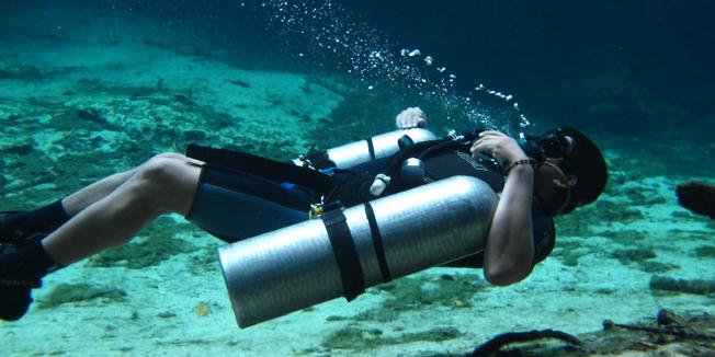 OPEN WATER SIDEMOUNT DIVER